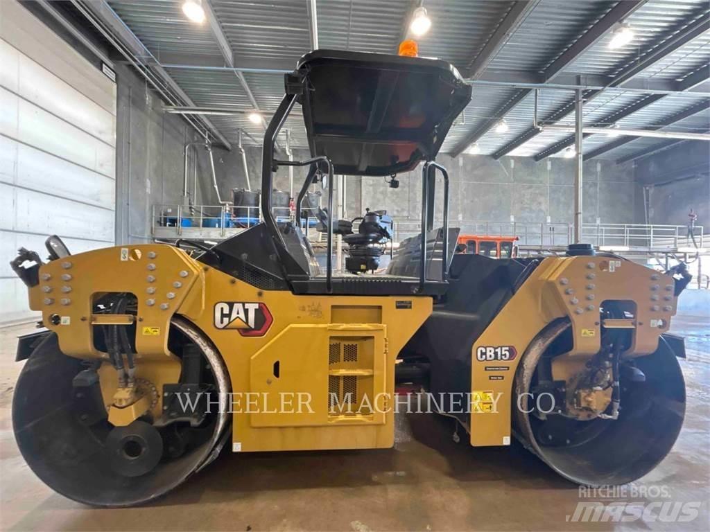 CAT CB15 CW VV 双轮压路机