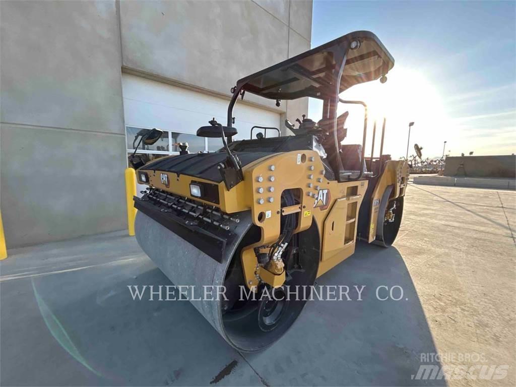 CAT CB15 CW VV 双轮压路机