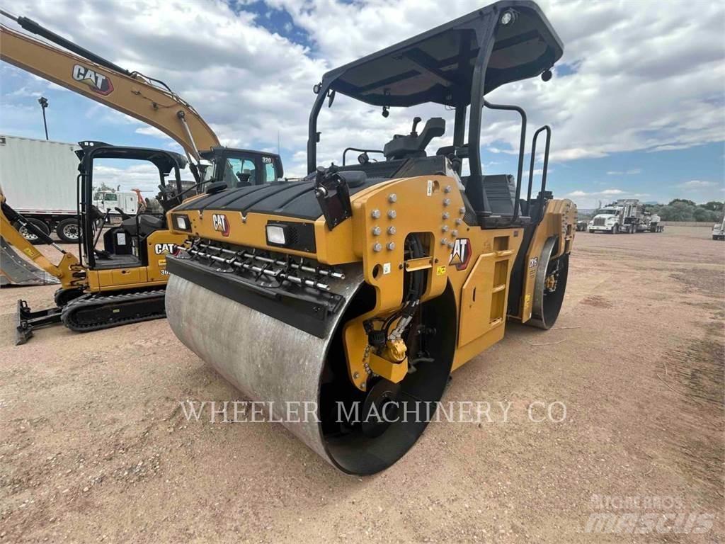 CAT CB15 CW VV 双轮压路机