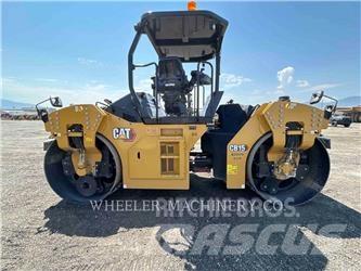 CAT CB15 CW VV 双轮压路机