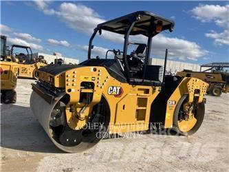 CAT CB16 土壤压实机