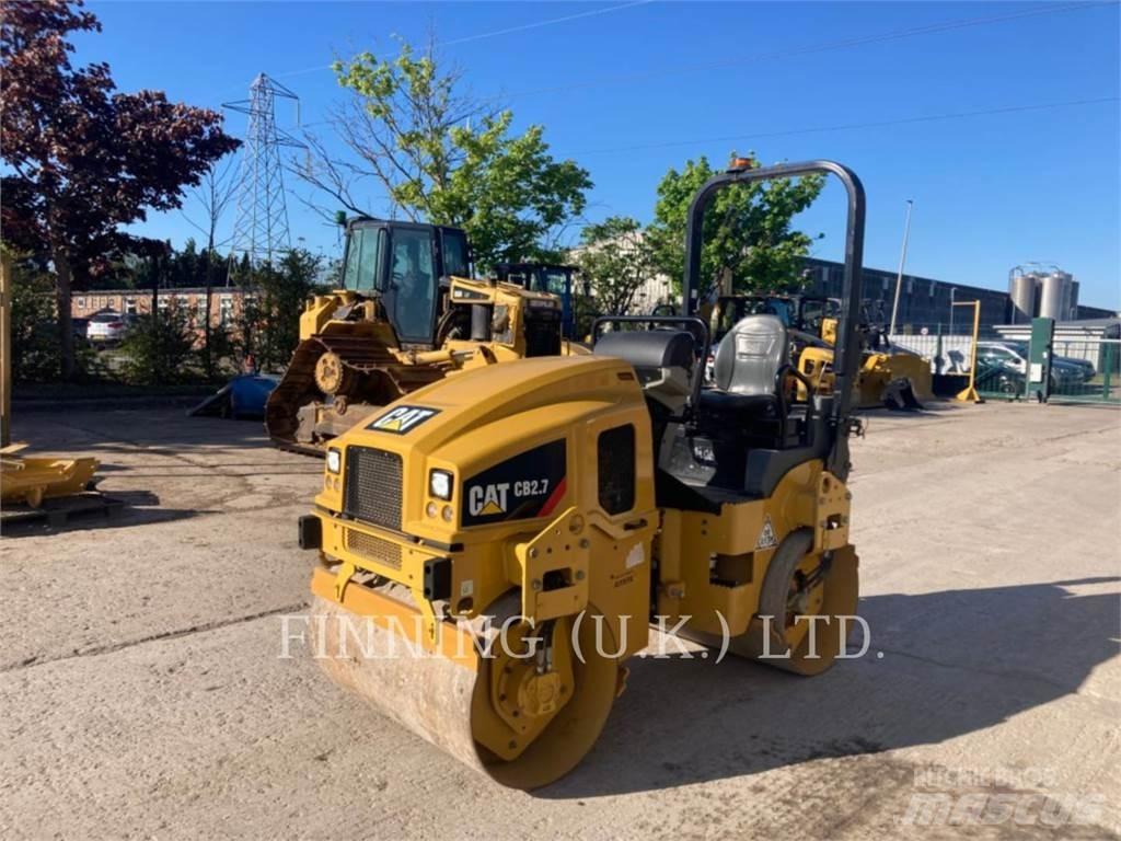 CAT CB2.7 土壤压实机