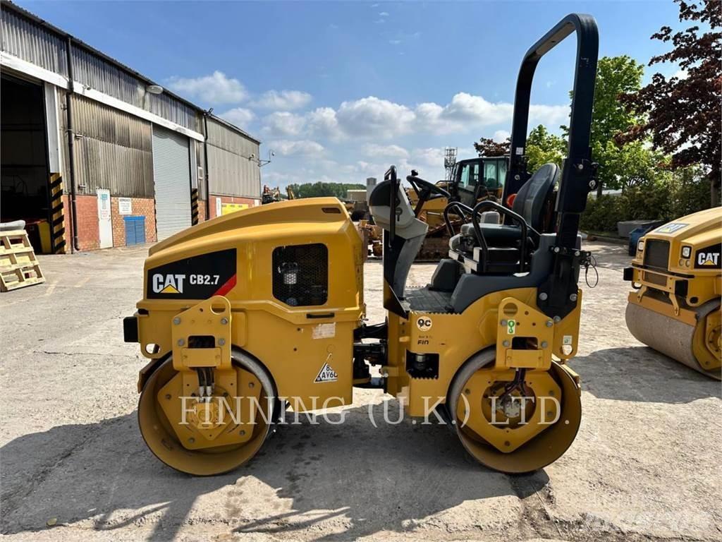 CAT CB2.7 土壤压实机