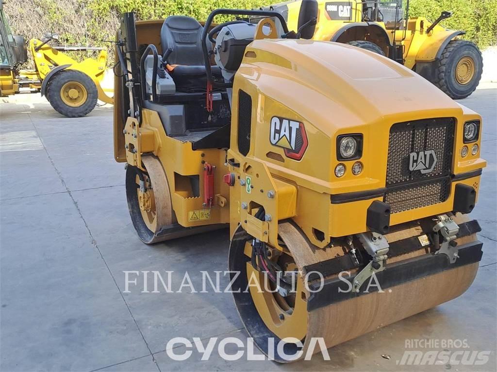 CAT CB2.7 双轮压路机