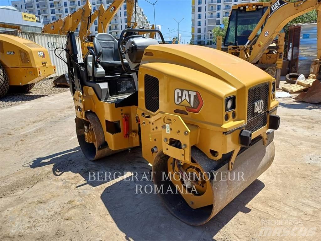 CAT CB2.7-03GC 双轮压路机