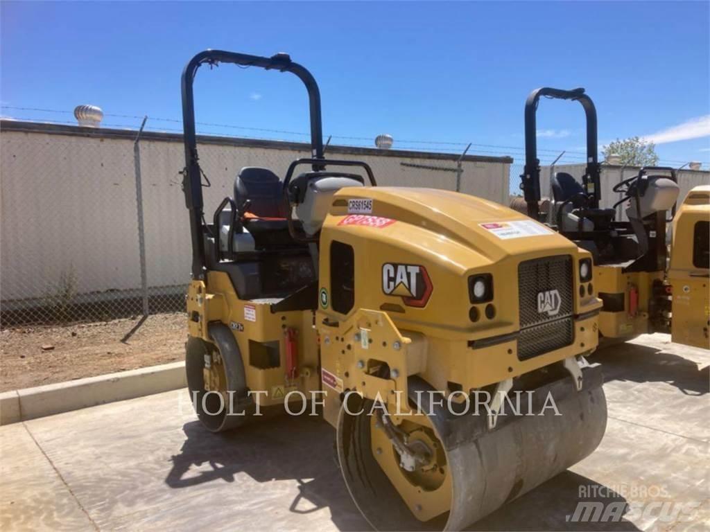 CAT CB2.7 GC 土壤压实机