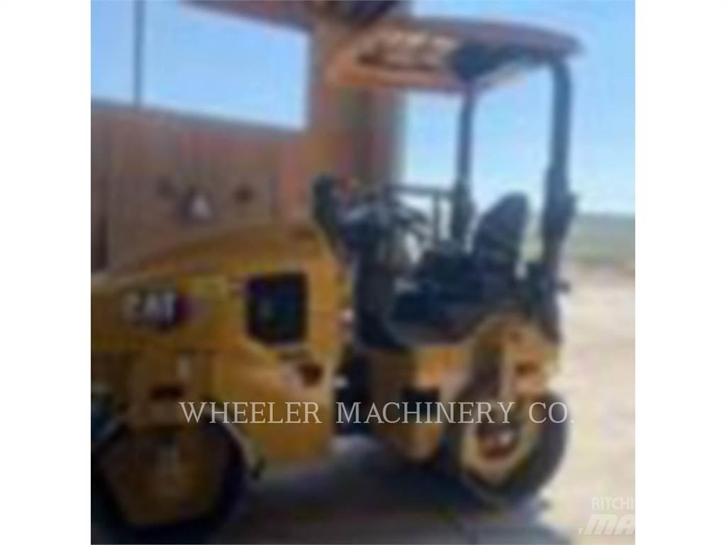CAT CB2.7 GC 双轮压路机