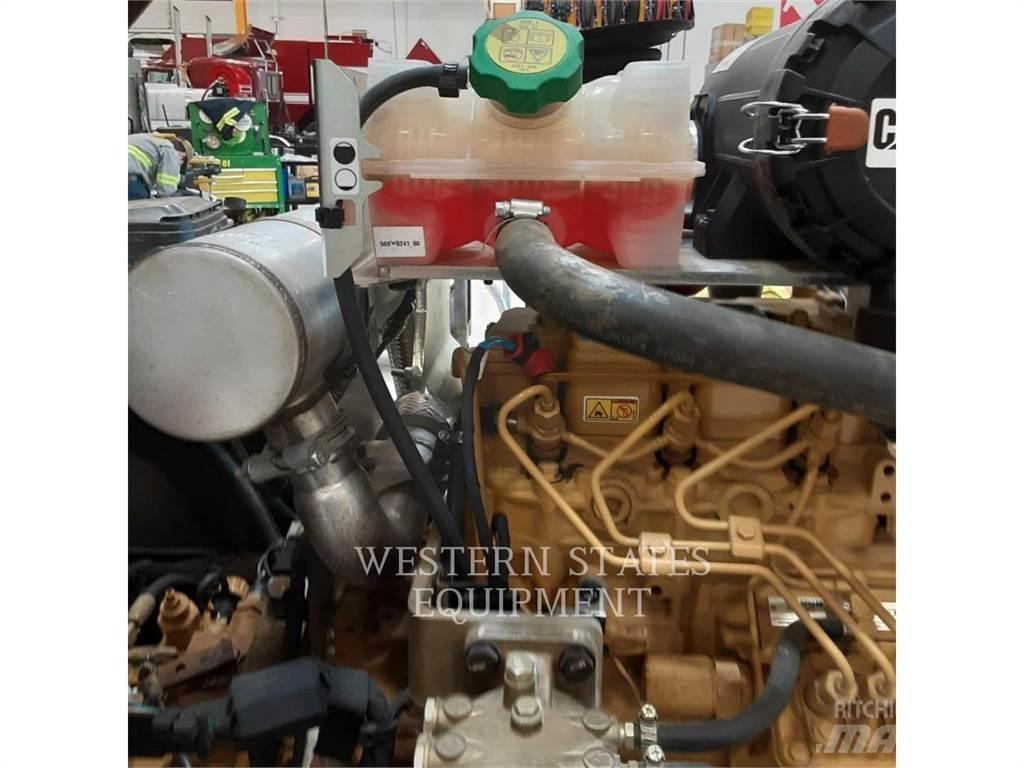 CAT CB2.7GC 双轮压路机