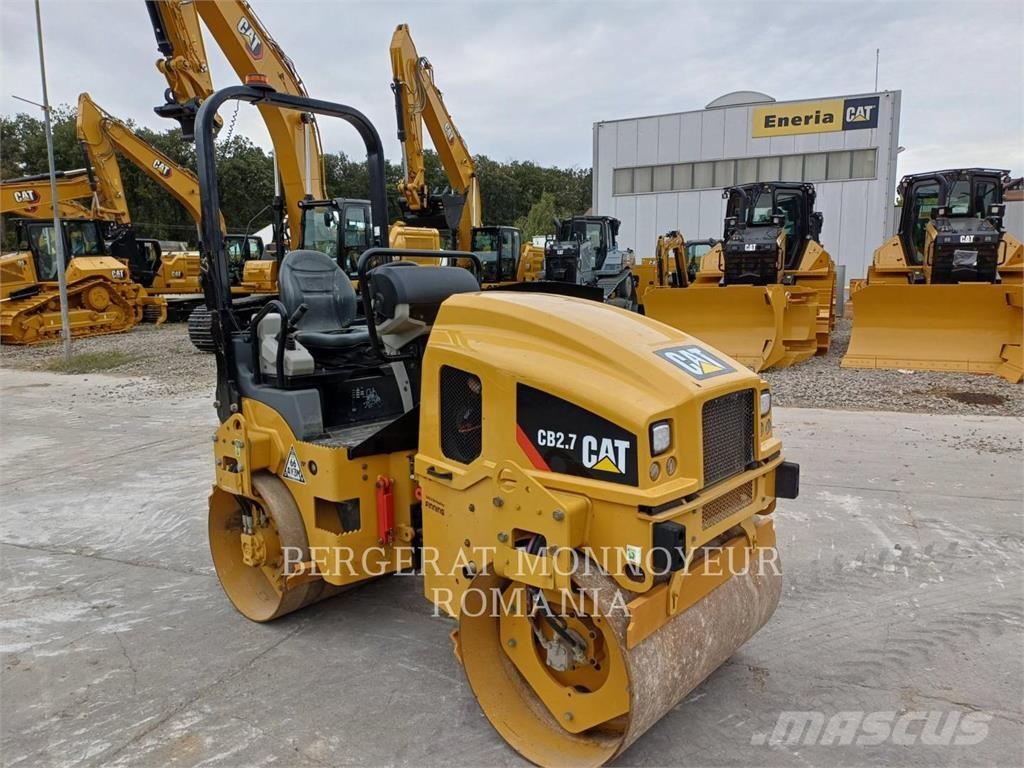 CAT CB2.7LRC 双轮压路机