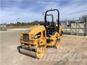 CAT CB24B 双轮压路机
