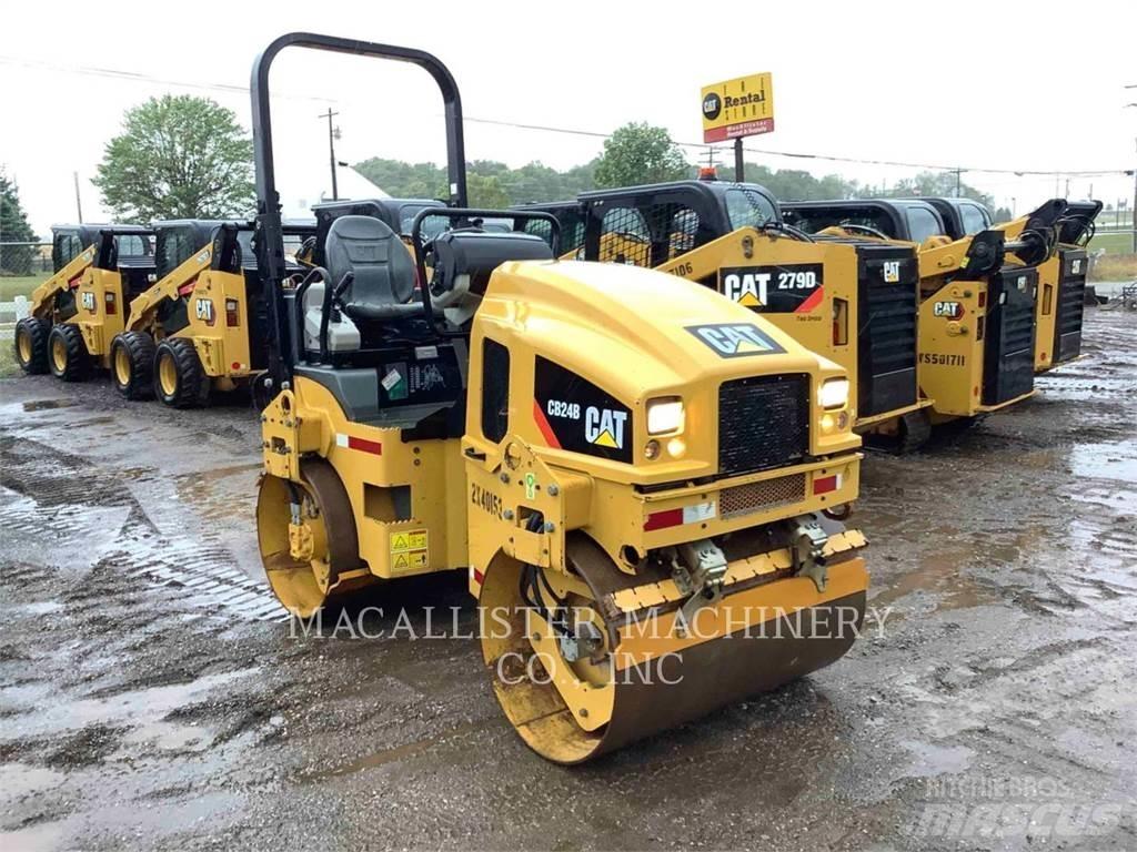 CAT CB24B 双轮压路机