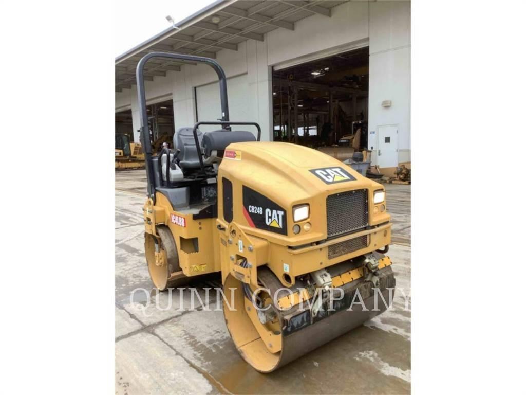 CAT CB24B 沥青喷洒机