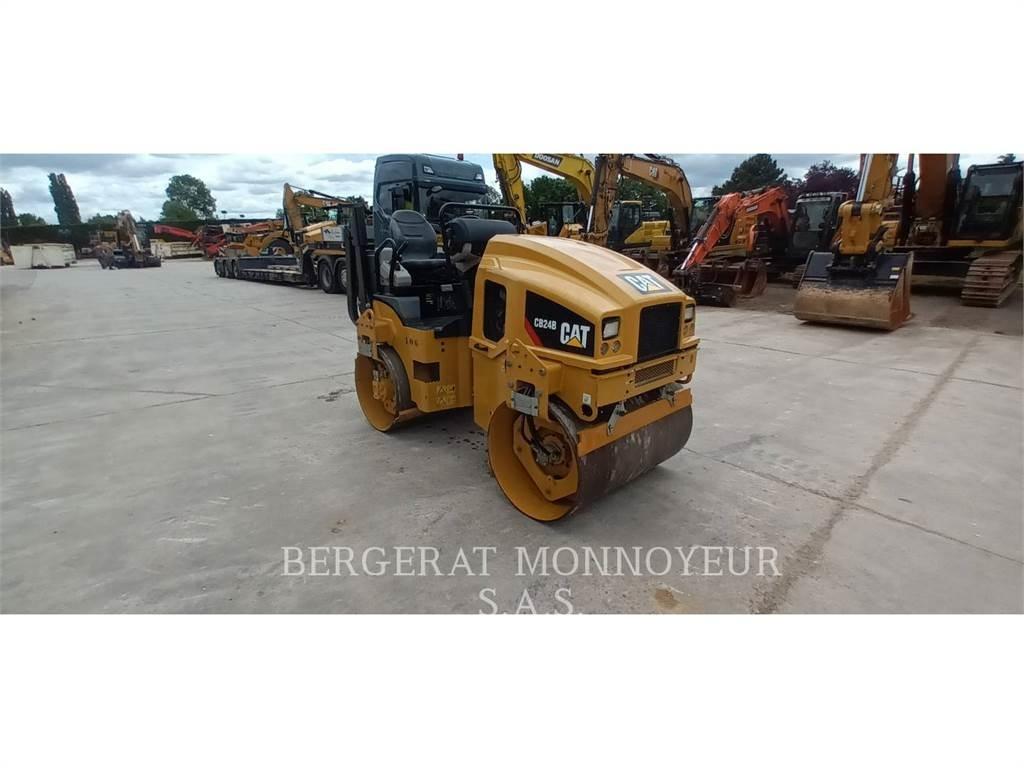 CAT CB24B 土壤压实机