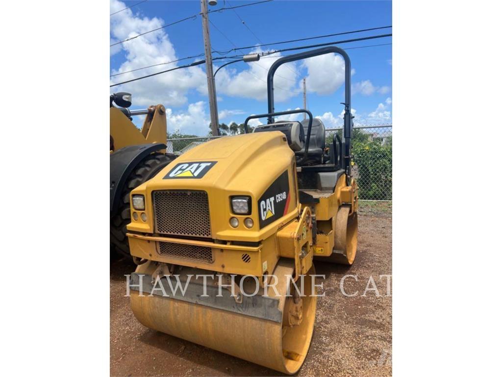 CAT CB24B 土壤压实机