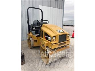 CAT CB24B 土壤压实机