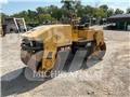 CAT CB334E 单轮压路机