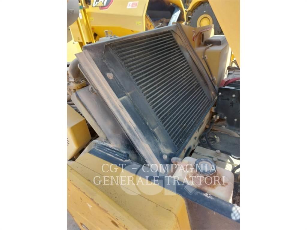 CAT CB334EXW 双轮压路机