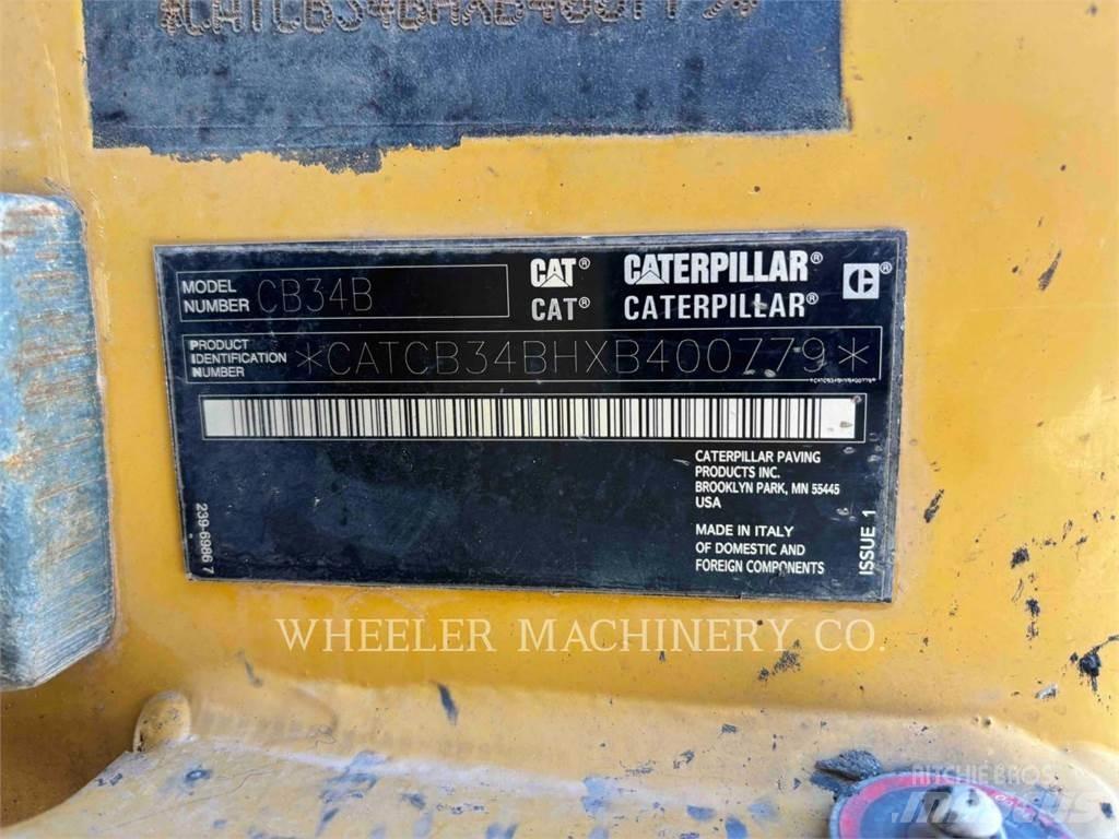 CAT CB34B 双轮压路机