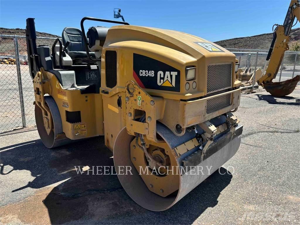CAT CB34B 双轮压路机