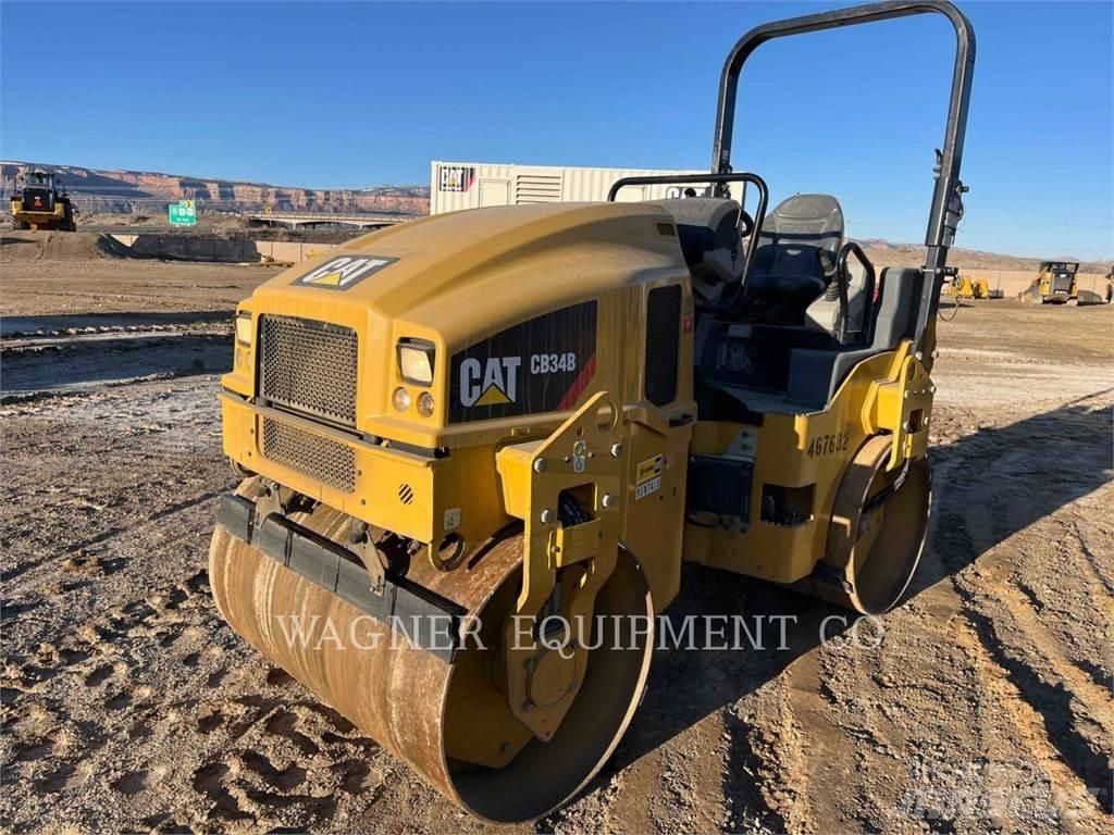CAT CB34B 土壤压实机