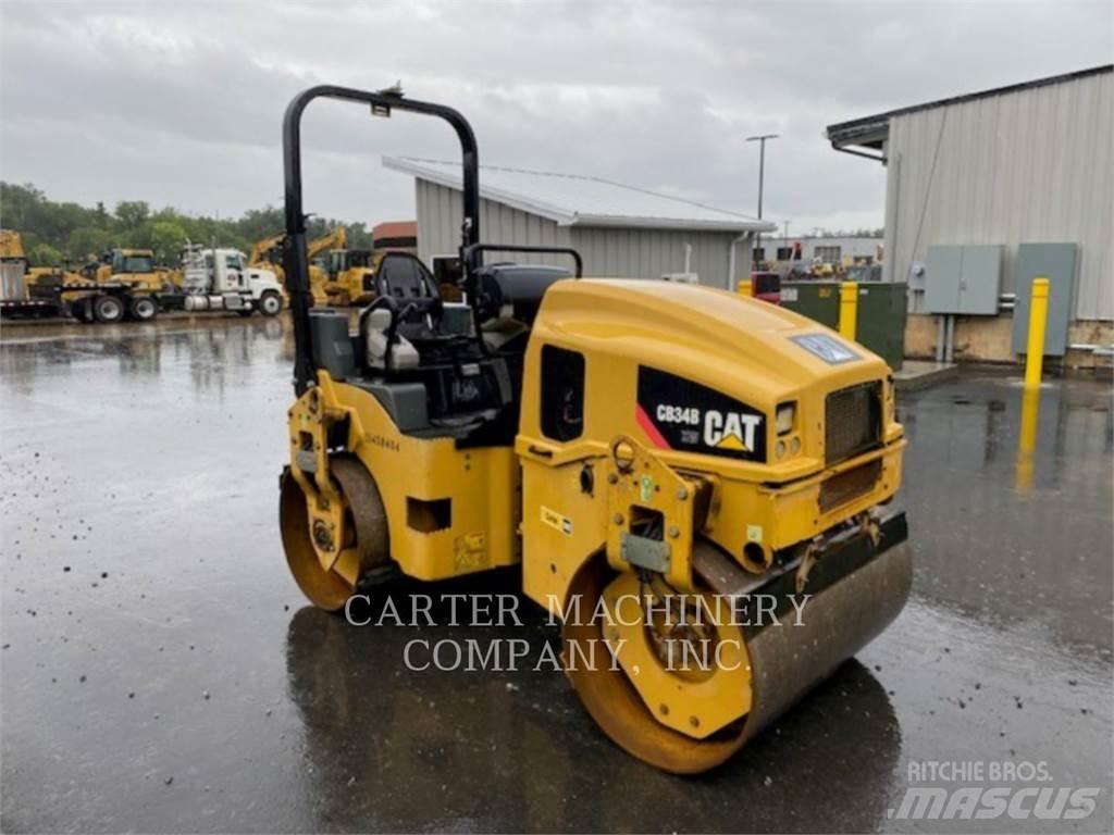 CAT CB34B XW 土壤压实机