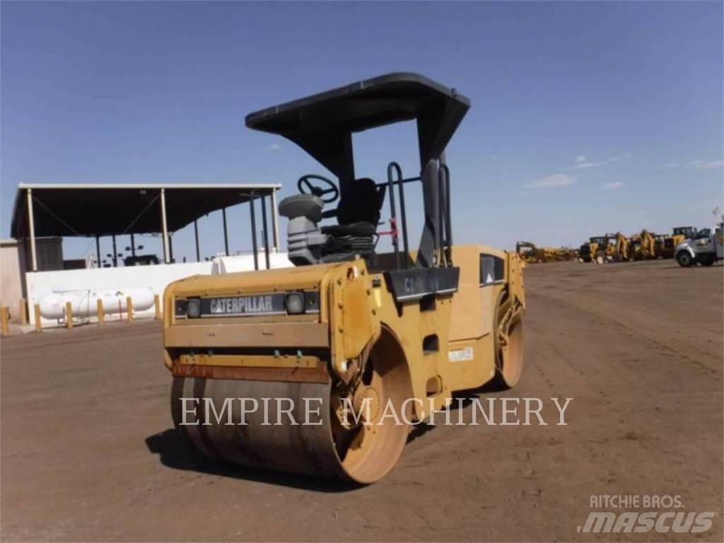 CAT CB434D 双轮压路机