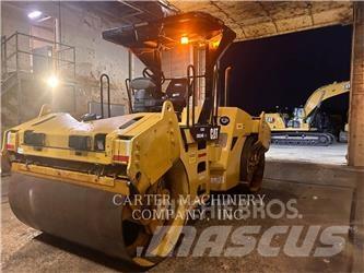 CAT CB534D 土壤压实机