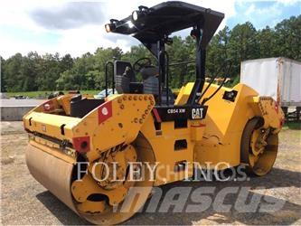 CAT CB54 双轮压路机
