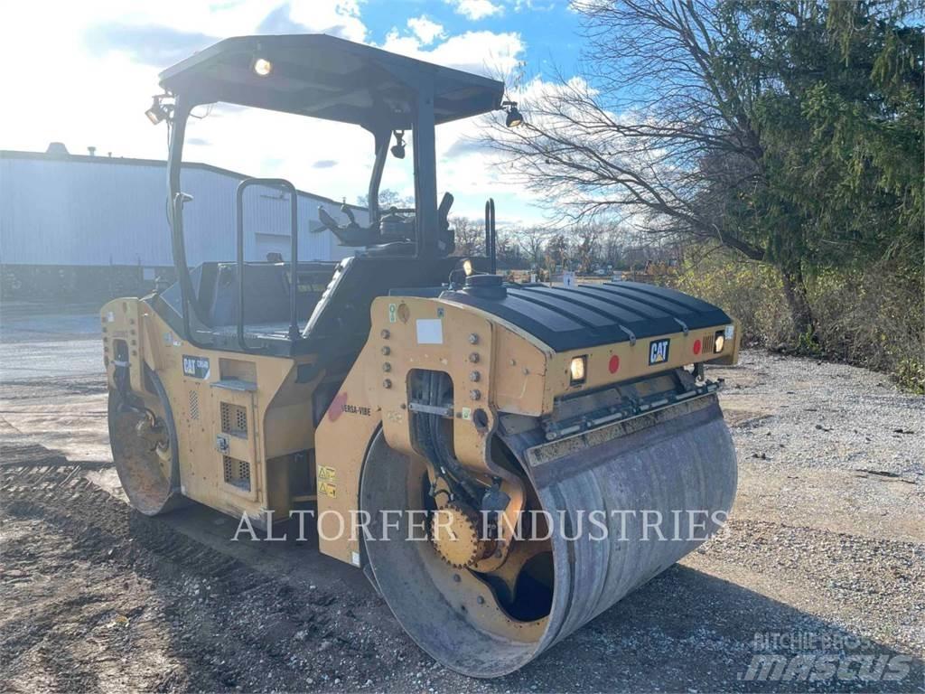 CAT CB54B 双轮压路机