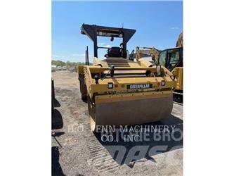 CAT CB64 双轮压路机