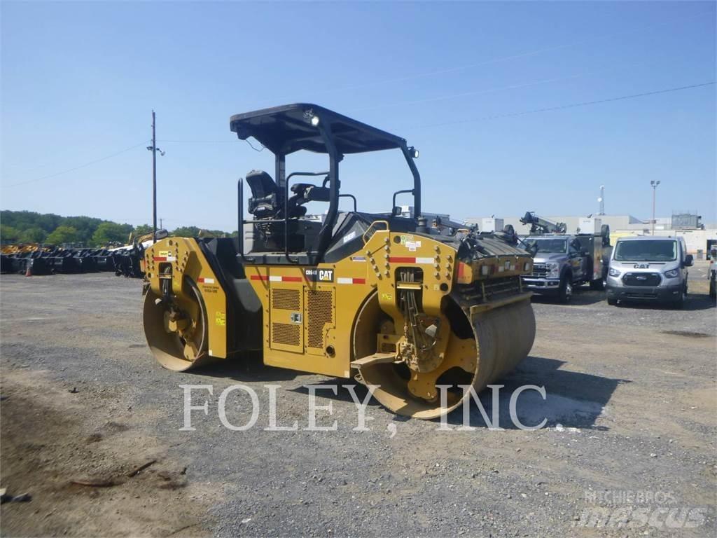 CAT CB64B 双轮压路机