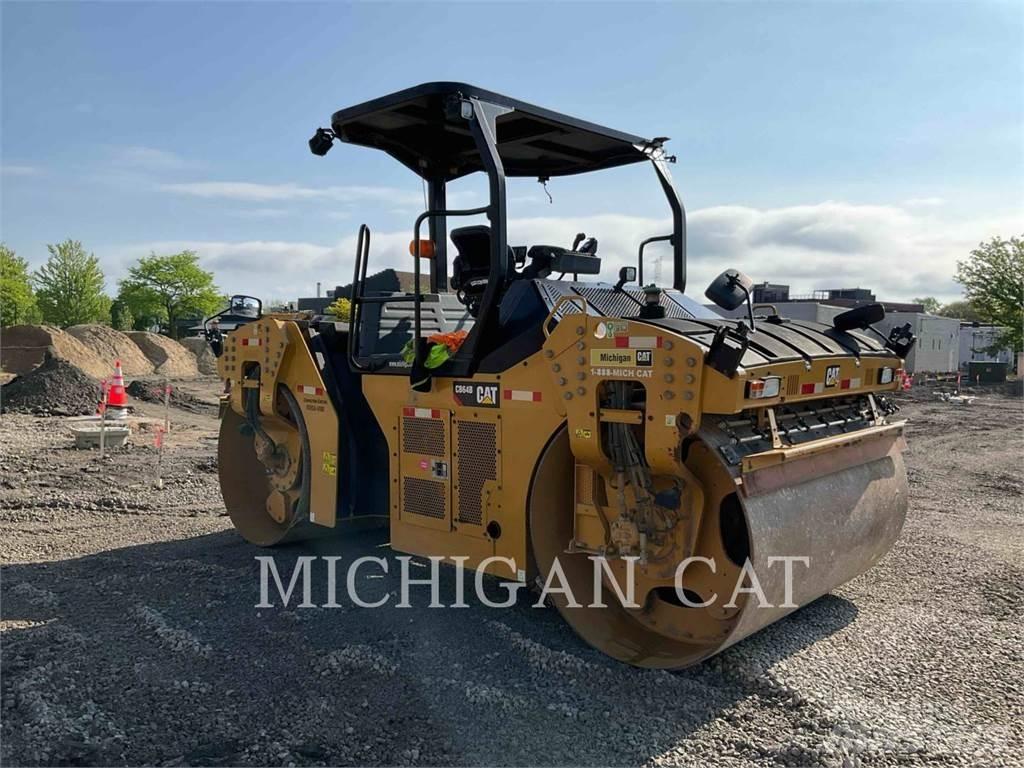 CAT CB64B Z 双轮压路机
