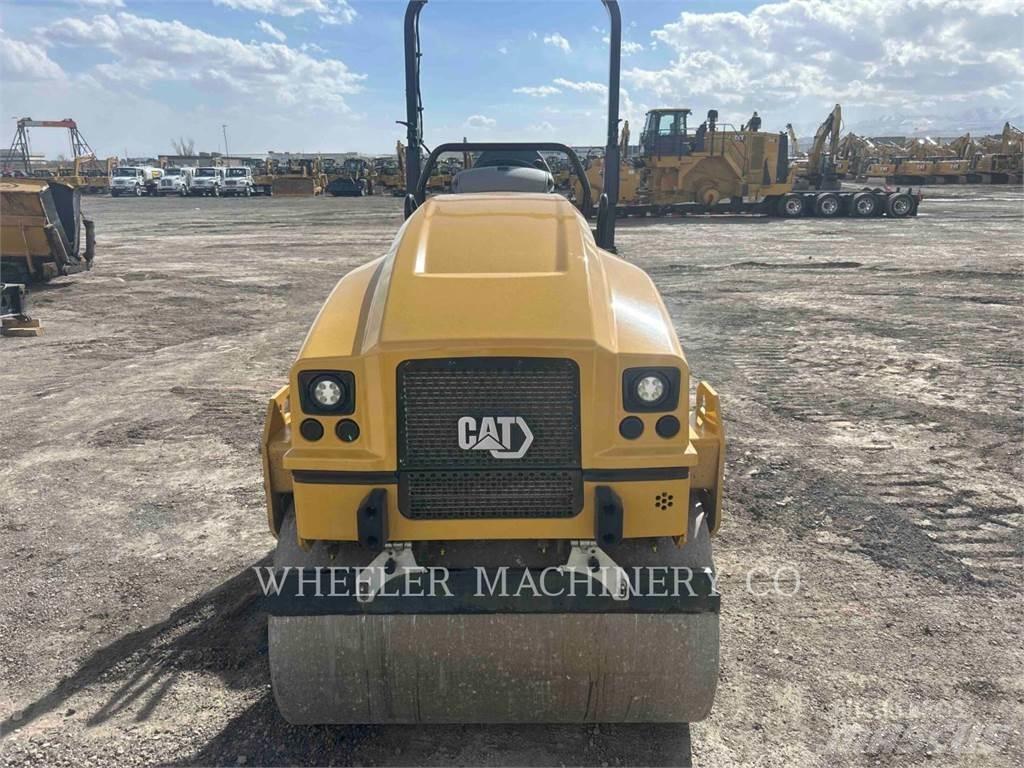 CAT CC2.7 GC 复合式压路机
