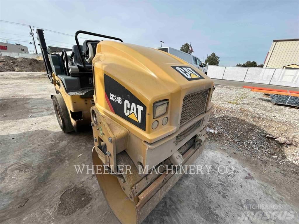CAT CC34B 复合式压路机