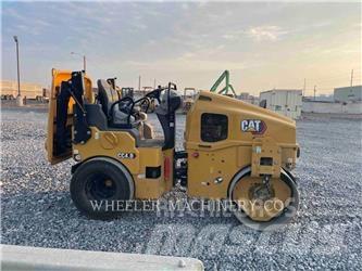 CAT CC4.0 复合式压路机