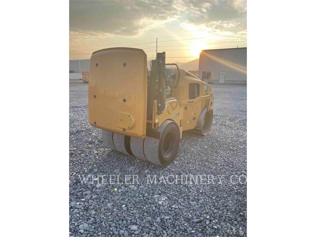 CAT CC4.0 复合式压路机