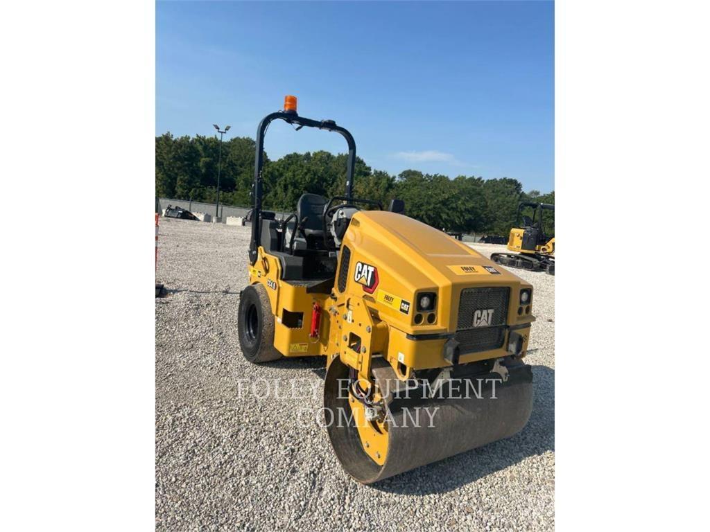 CAT CC4.0-03 土壤压实机