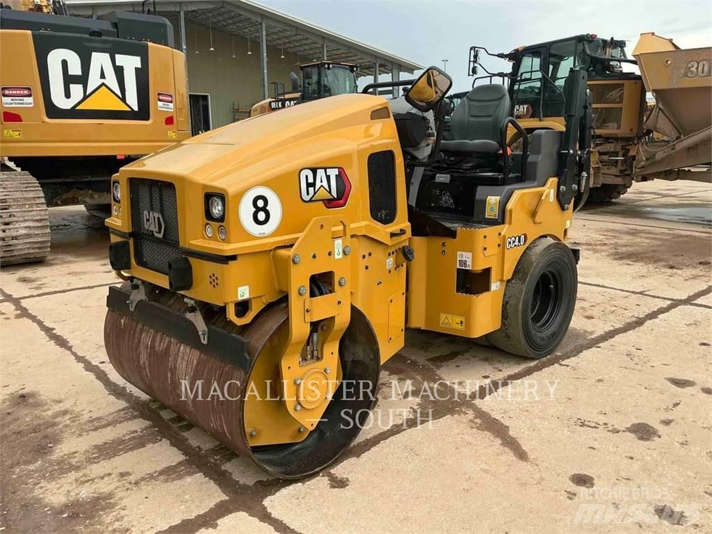 CAT CC4.003 复合式压路机