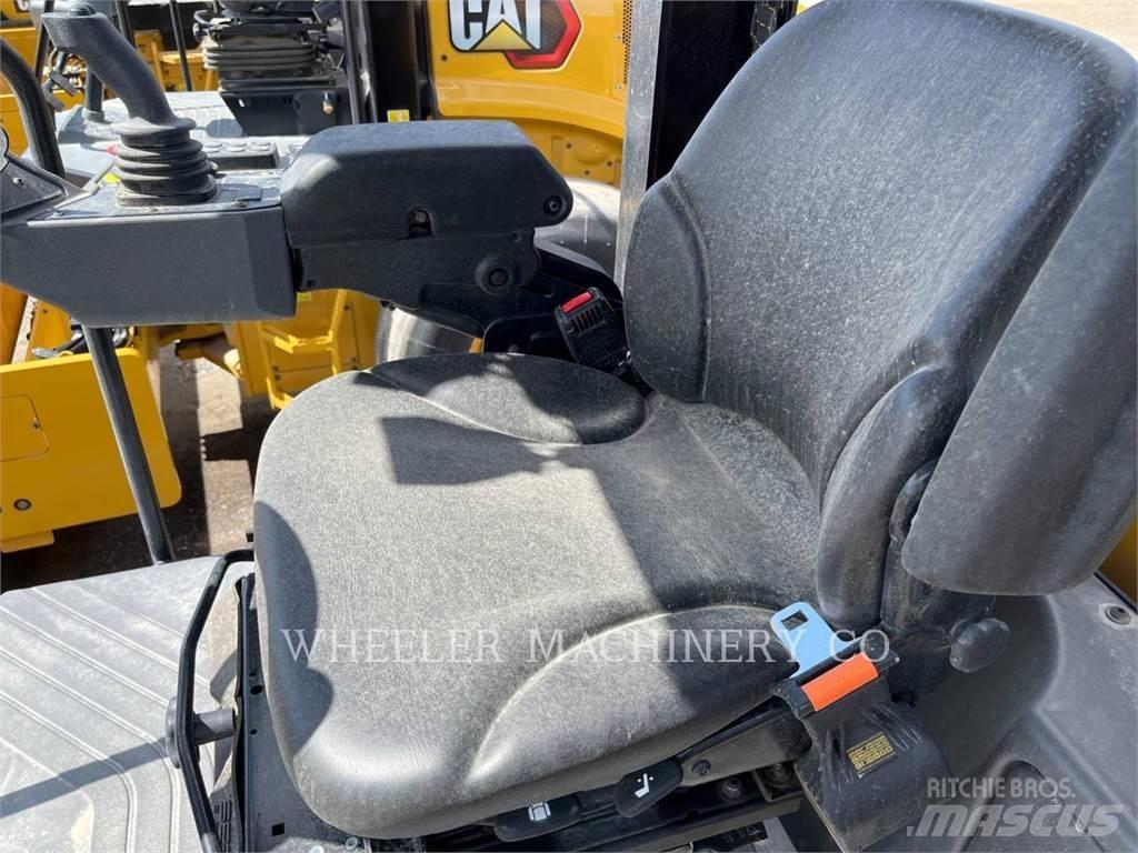 CAT CCS9 双轮压路机
