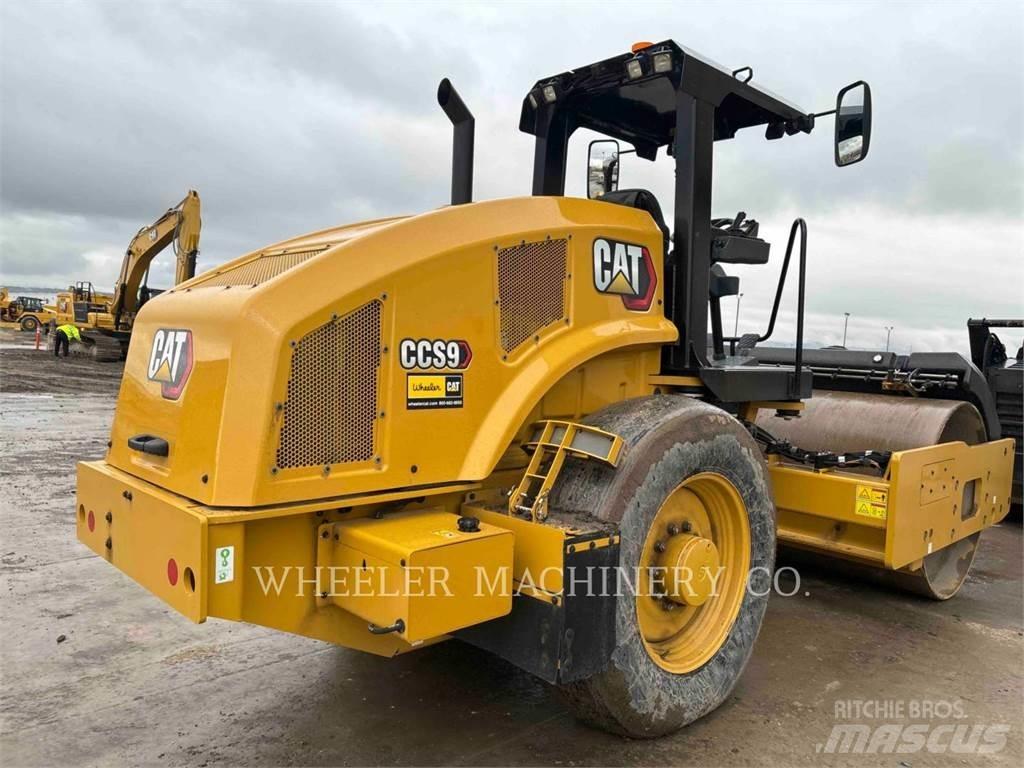 CAT CCS9 双轮压路机