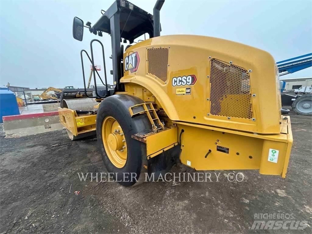 CAT CCS9 双轮压路机