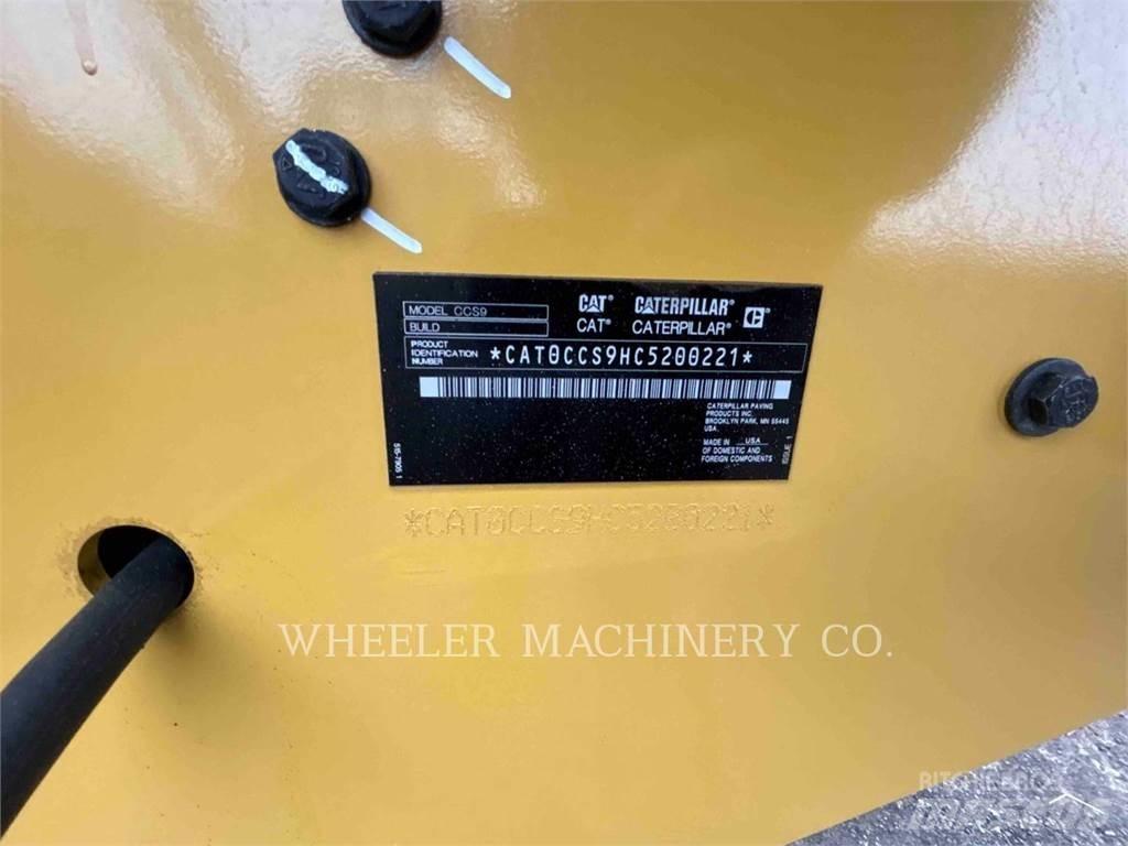 CAT CCS9 双轮压路机
