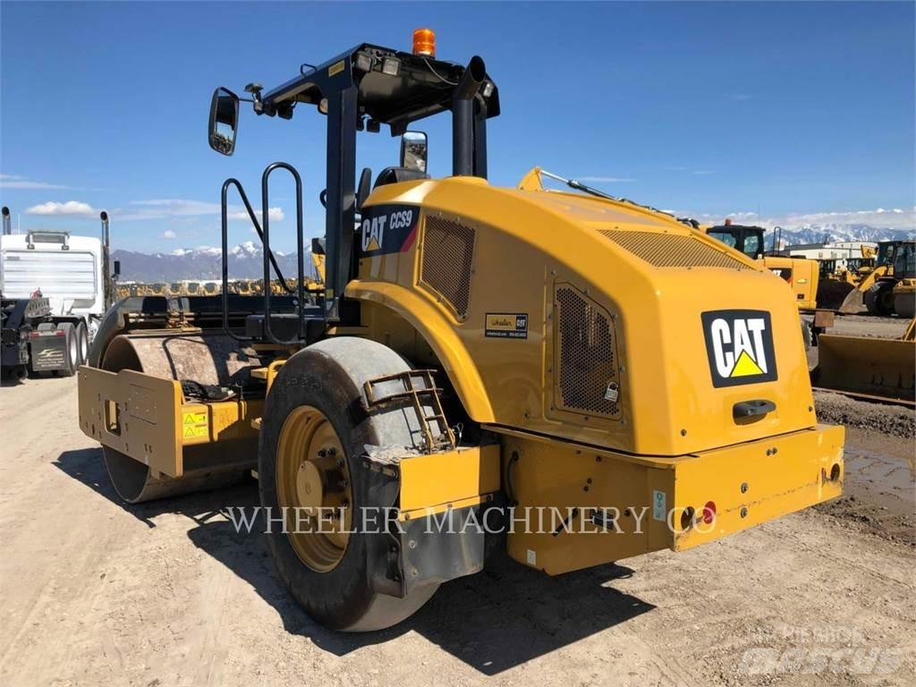 CAT CCS9 双轮压路机
