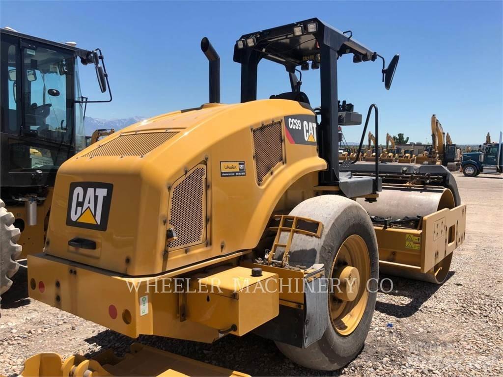 CAT CCS9 双轮压路机