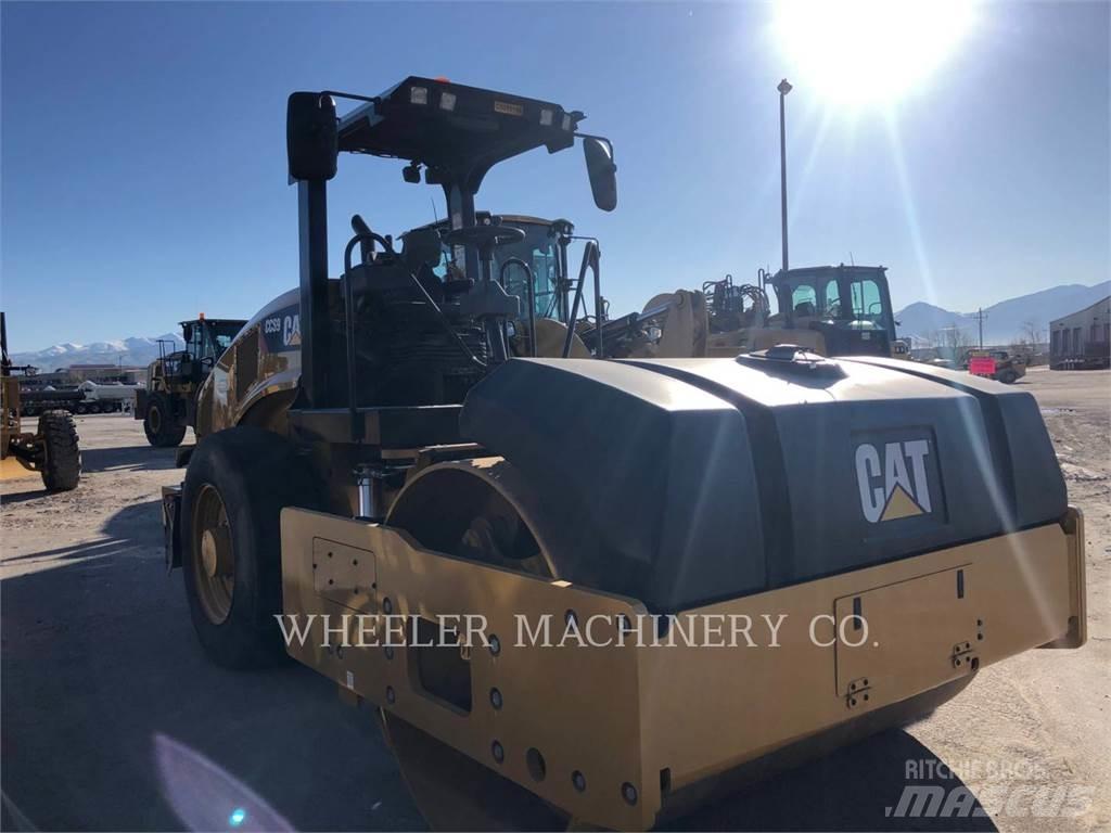 CAT CCS9 双轮压路机