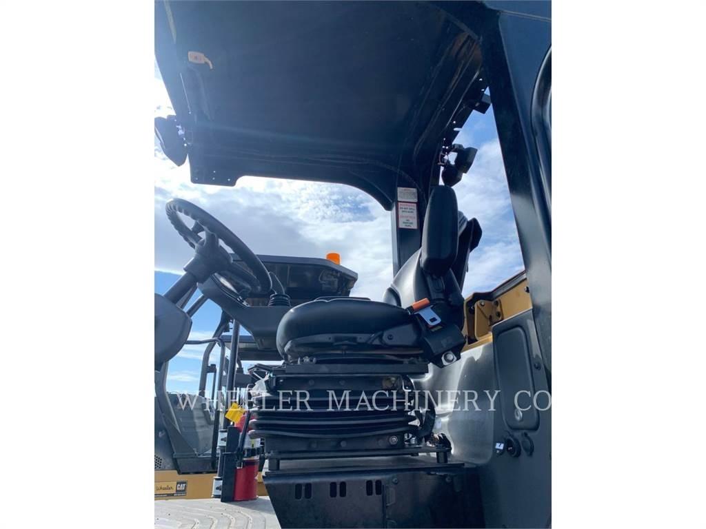 CAT CCS9 双轮压路机