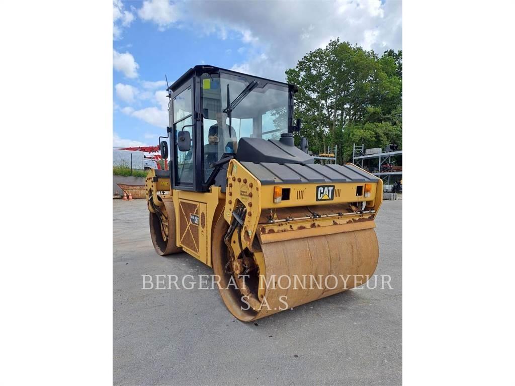 CAT CD54B 土壤压实机