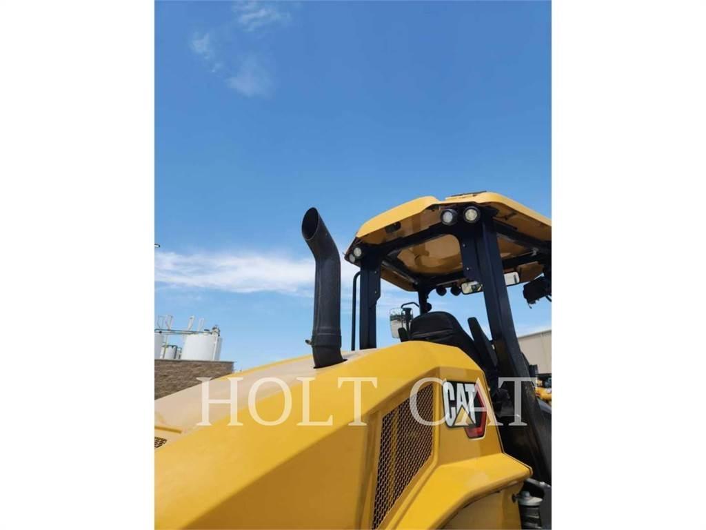 CAT CP11GC 单轮压路机
