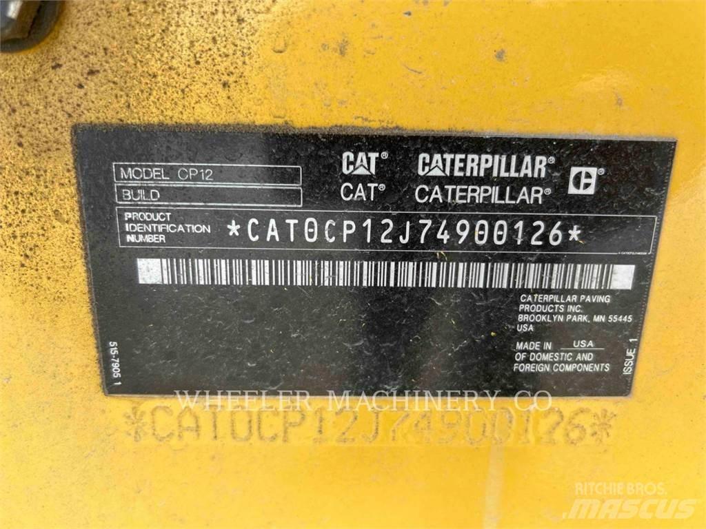 CAT CP12 单轮压路机