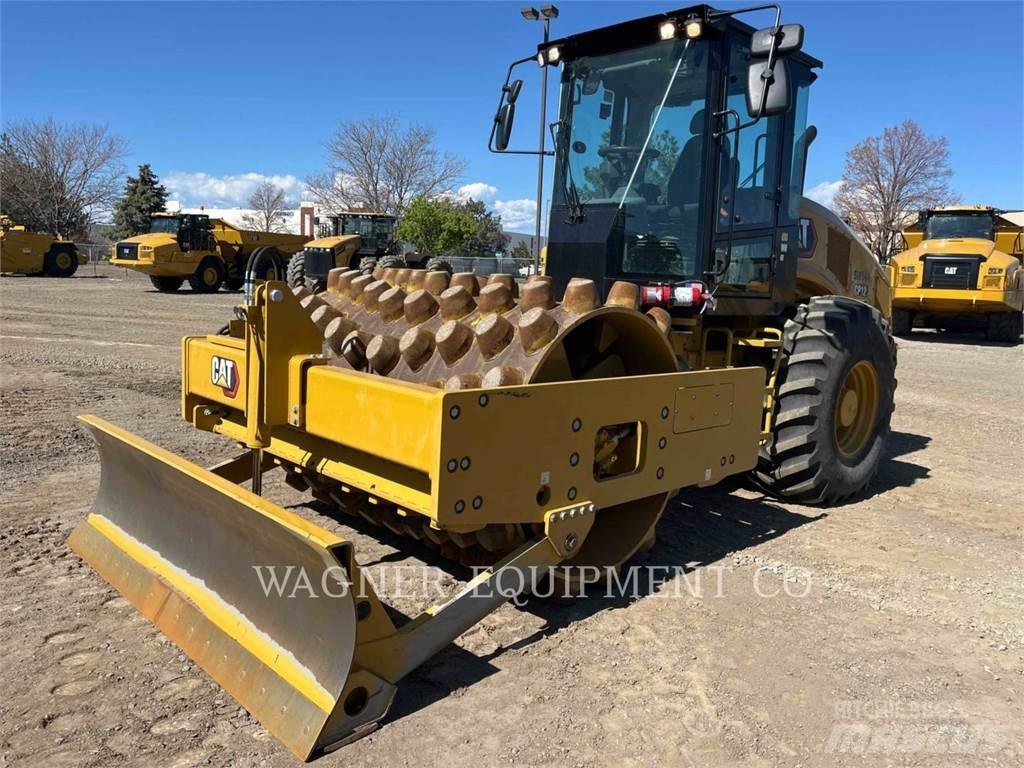 CAT CP12 土壤压实机